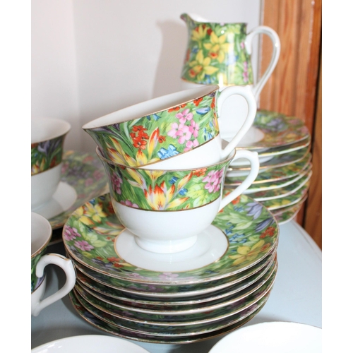 74 - Czechoslovakian ROYAL EPIAG Tea Service
9 x Cups
7 x Saucers
9 x Side Plates
1 x  Sugar Bowl
Good Co... 