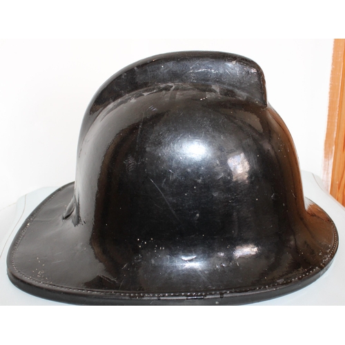 9 - Cromwell Black Fire Helmet - Size Small
