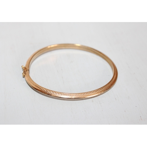 646 - 9ct Gold Bangle 375 Marked Weight-4.99gms

All Proceeds Go To Charity