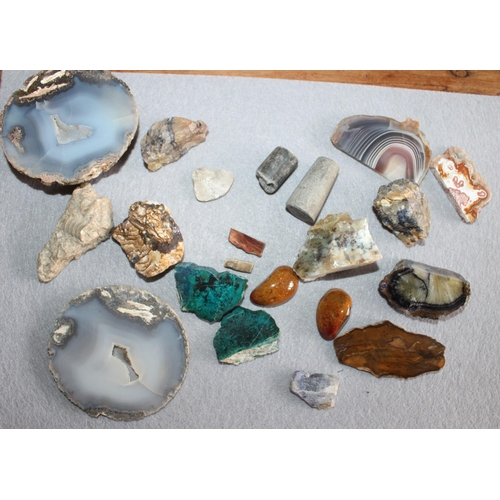 17 - Collection Of Gem Stones /Fossil/Rocks Etc