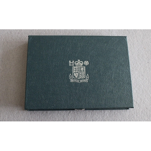 362 - Royal Mint 1986 UK Proof Coin Collection