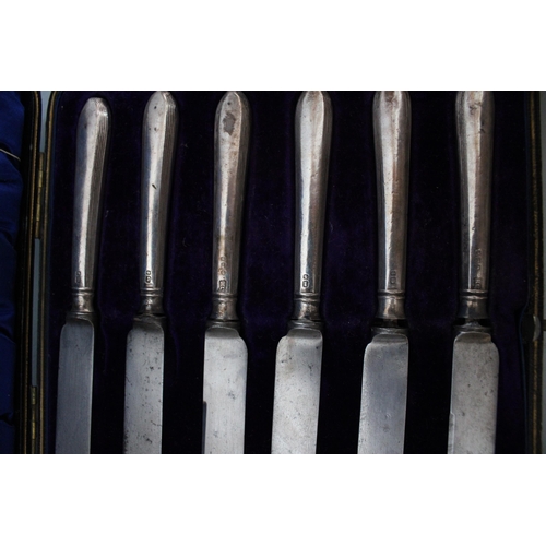 557 - Hallmarked Silver Handled Boxed Knifes