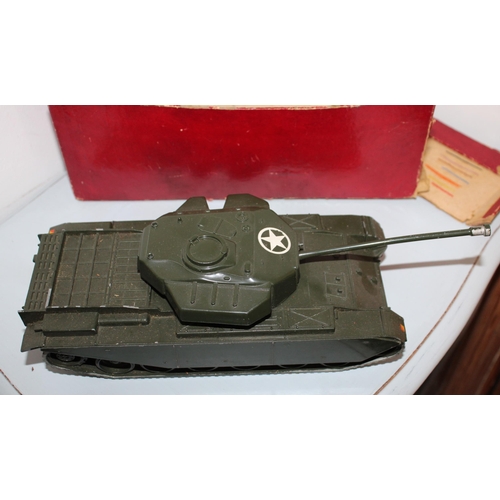 745 - Boxed W.Britain Military Collectable Centurion Tank
Tank Length-23cm