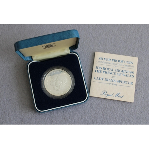 379 - The Royal Mint Prince Charles and Lady Diana Silver Proof Coin 1981