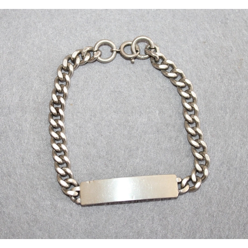 567 - Silver Hallmarked Identity Bracelet
All Proceeds Go To Charity
Weight-23.49g