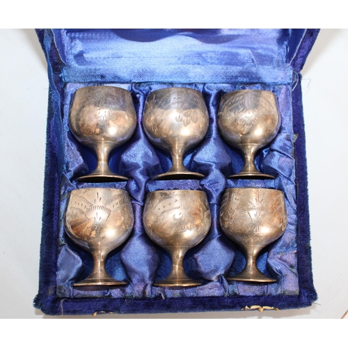 575 - Boxed Silver Plated Small Goblets
All Proceeds Go To Charity