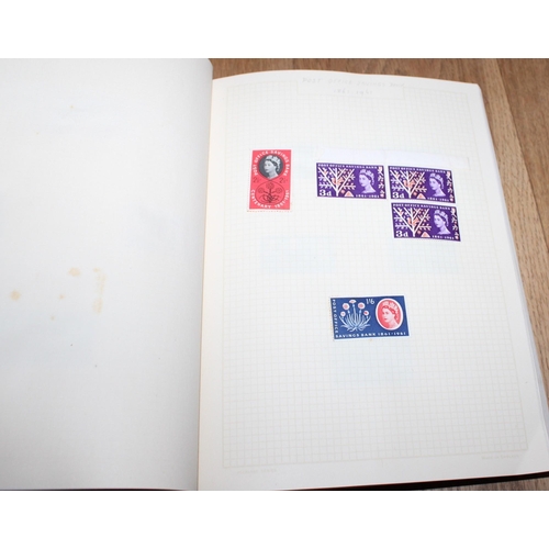 696 - Worldwide Stamp Album Containing Mainly Unfranked Stamps