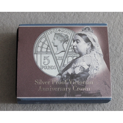 197 - 2001 Queen Victoria Silver Proof £5 Anniversary Set