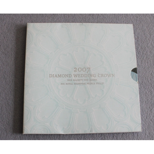 214 - 2007 Diamond Wedding £5 Crown Pack