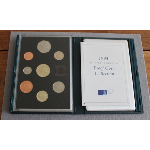 222 - 1994 Deluxe Royal Mint Coin Set in Case