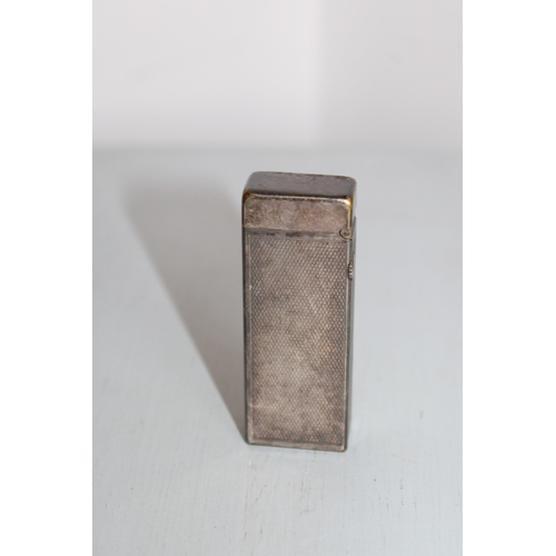 598 - Silver toned Dunhill Lighter (Untested)