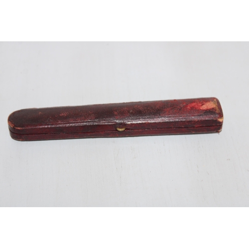 651 - 9ct Gold Cap Cheroot In Case