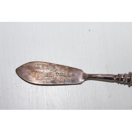 599 - Silver Handled Hallmarked MOP Butter Knife