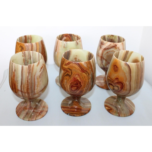 608 - Six Onyx Goblets (Chip On Rim On One Glass As Shown In Pictures
Height-13cm