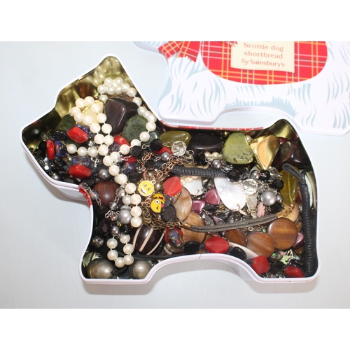 500 - Mixed Jewellery Items In Tin
All Proceeds Go Go To Charity