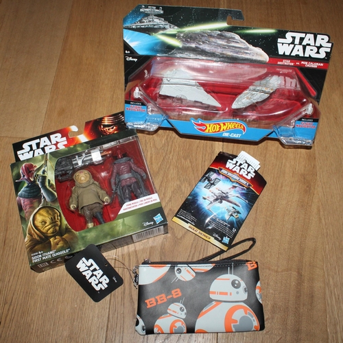 755 - Collection of Star Wars Items - New Items