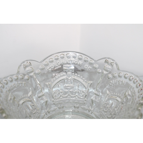 720 - To Commemorate Queen Elizabeth II Coronation 2 June 1953 Glass Bowl  & Coronation Of King George VI ... 