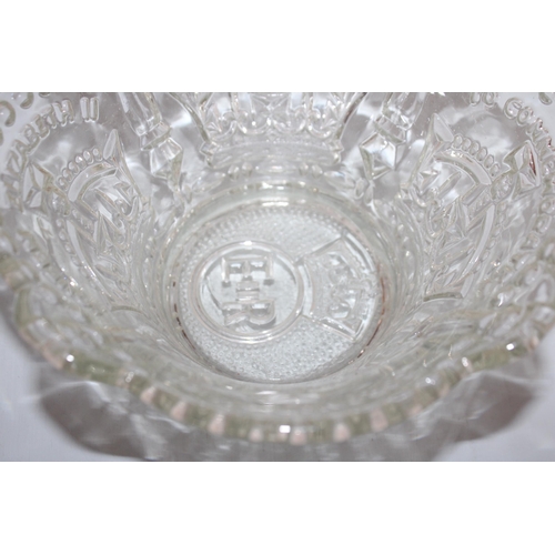 720 - To Commemorate Queen Elizabeth II Coronation 2 June 1953 Glass Bowl  & Coronation Of King George VI ... 