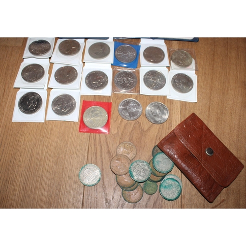 440 - Collection of Commemorative and Old Currency Coins.