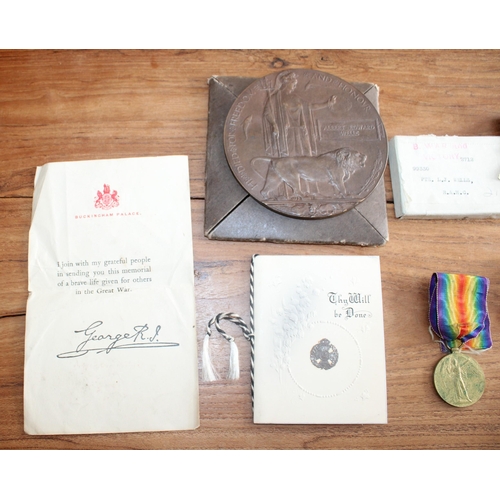 141 - Family WWI Death Plaque and Medal Grouping. Two Brothers Rifleman Albert Wells of the 17th County of... 