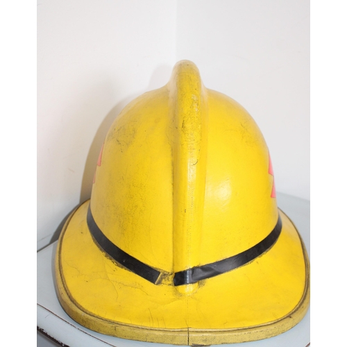 61 - Fireman Hat Size 51 to 56 Dated 1989