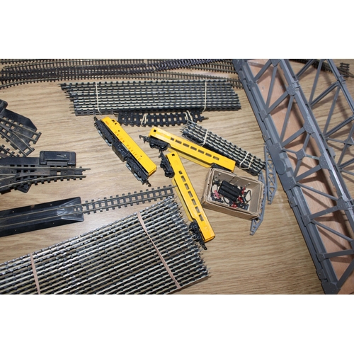 757 - Collection of Model Railway Track and Engine / Carriages

Collection only for this lot. All proceeds... 