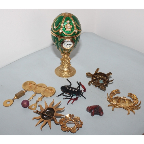 517 - Mixed Decorative Brooches, Clock & Small Turtle
All Proceeds Go To Charity