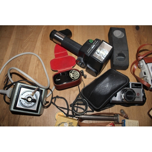 106 - Collection Of Camera & Acessories