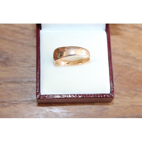 654 - Mens 9ct Gold Ring
Size-S
Weight 3.1gms
In A Box