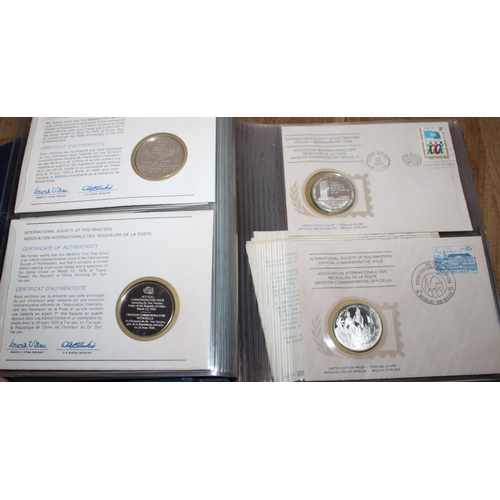 406 - International Society Of Postmasters Coins Sterling Silver
Containing Six Coins In Folder