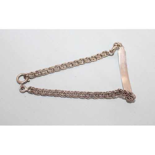 631 - Two 925 Silver Necklace & Bracelet
22in Chain