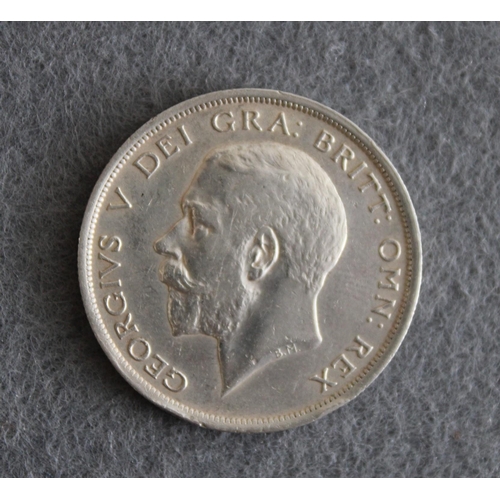 259 - 1915 George V Half Crown Coin