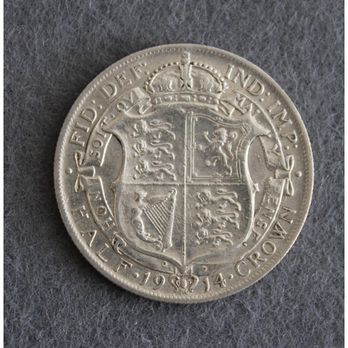 260 - 1914 George V Half Crown Crown