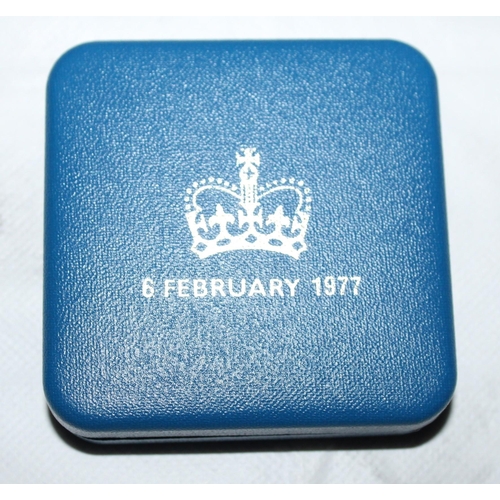 289 - Royal Mint 1977 Jubilee Coin
