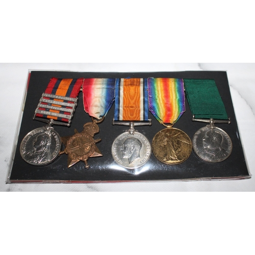 26 - Queens South Africa Medal Group of 5 ( 4 Clasps)

Queens SA Medal Inscription - 850 SGT S. DUNBAR. C... 