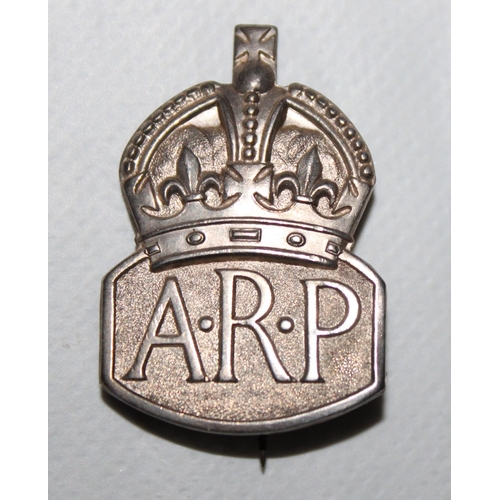 199 - ARP Hallmarked Pin Badge