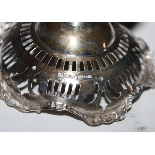 252 - Silver Bon Bon Dish 10am Diameter 7cm Tall.