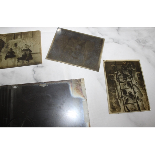 8 - Vintage Glass (Picture Glass) & Frames
Collection Only