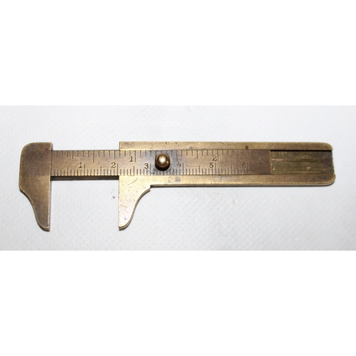 572 - W . Jones Brass Small Measuring Instrument