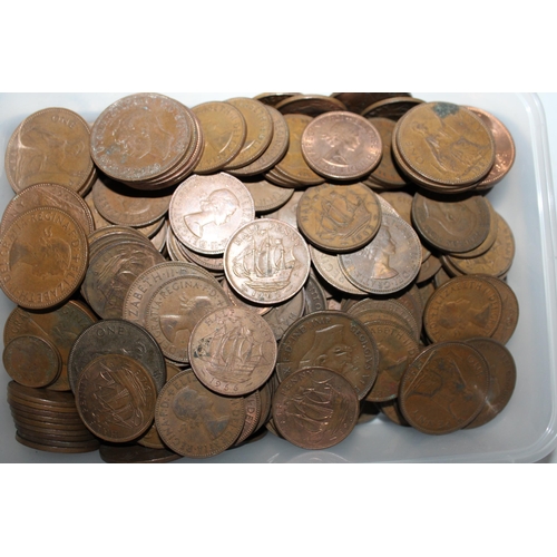 409 - Quantity Of One & Half Penny Coins