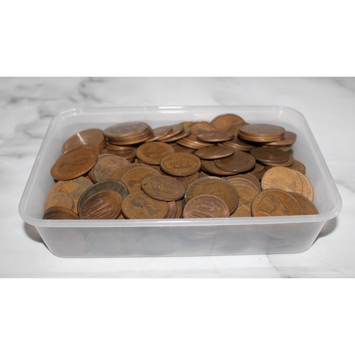 409 - Quantity Of One & Half Penny Coins