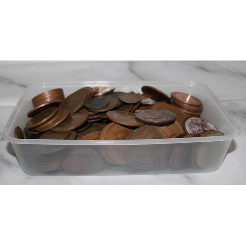 411 - Quantity Of One Penny/Half Penny Coins