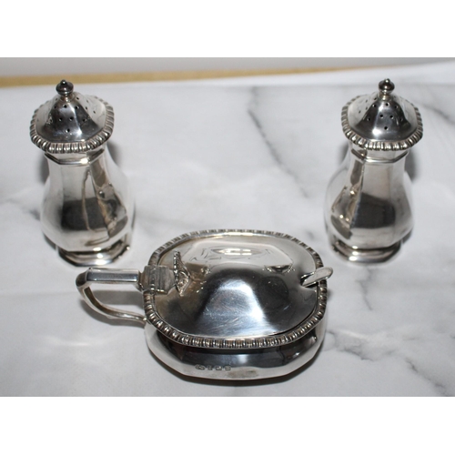 258 - Silver Hallmarked Cruet Set-300gms
Salt & Pepper 10cm Height