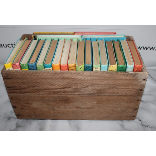 136 - Collection Of Enid Blyton Books In Wooden Box
& One Book By Victor Appleton II