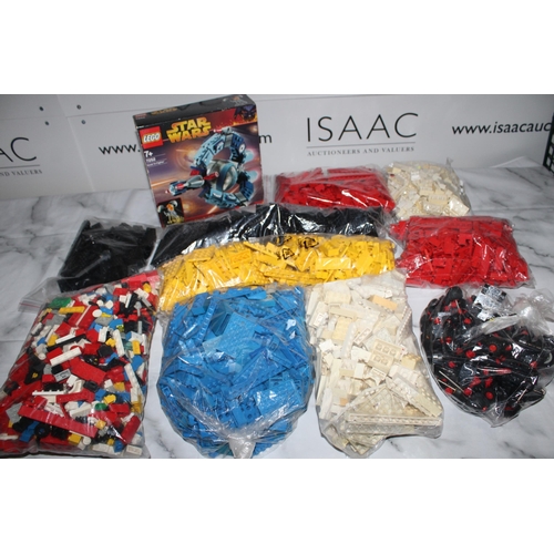 600 - Very Large Collection of LEGO Pieces - Multiple Colour Pieces

One bag includes wheels for vehicles