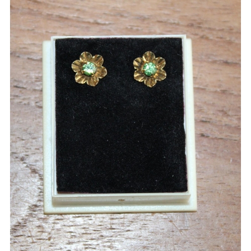 389 - Stamped 375 Pair Of Gold Earrings With One Back
Boxed