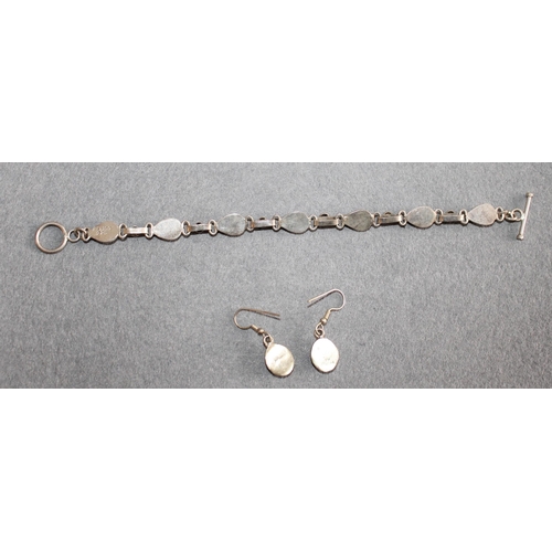 274 - Silver Stamped 925 Mexico Bracelet & Earrings
All Proceeds Go To Charity