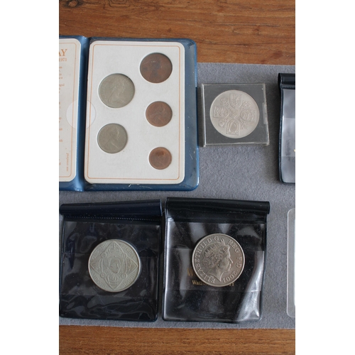 482 - Collection Of Collectable Coins

Two £5 Coins included