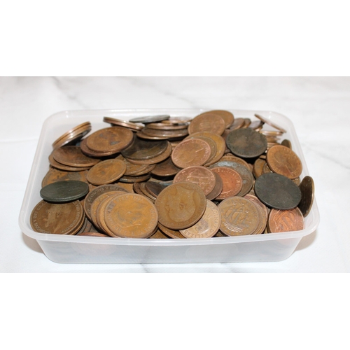 461 - Quantity Of Pennies & Half & Half Pennies Mixed Dates