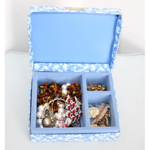 220 - House Clearance Jewellery Box